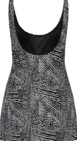 Actuelle uimapukumekko Shaina