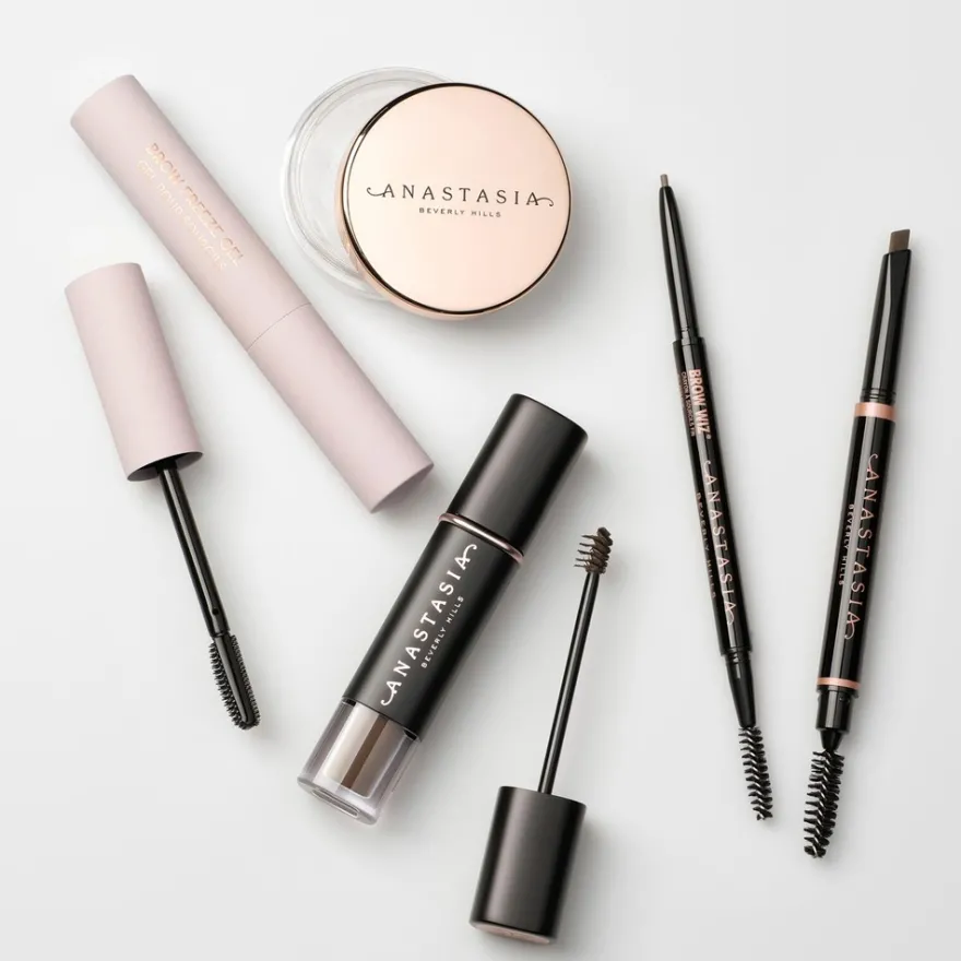 Anastasia Beverly Hills Brow Wiz kulmakynä 0,085 g