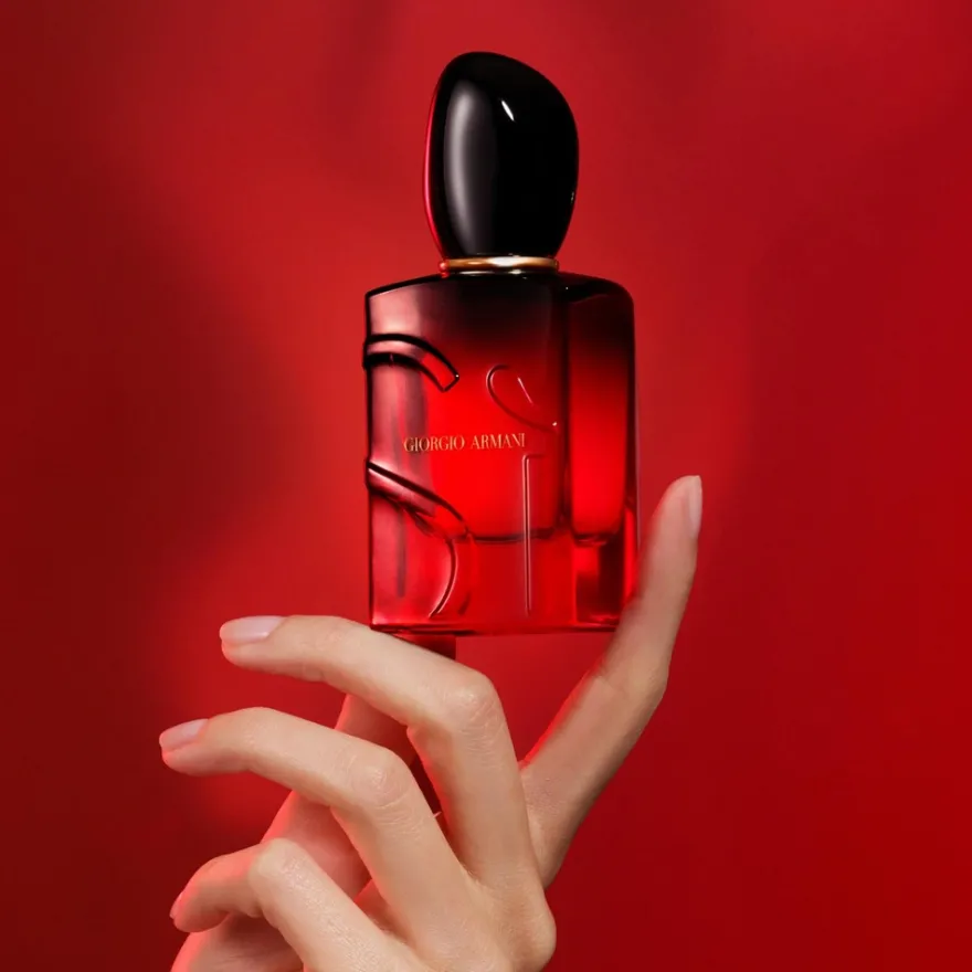 Armani Si Passione EdP Intense tuoksu 30 ml
