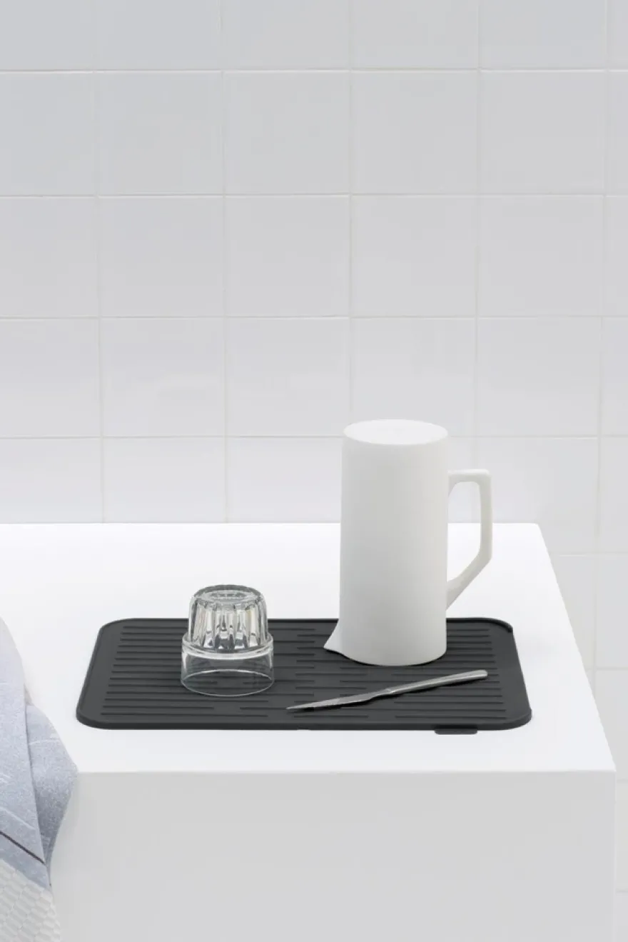 Brabantia astiakuivausalusta silikoni dark grey