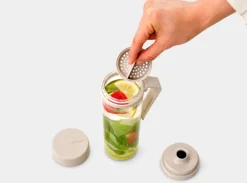 Brabantia Make & Take vesipullo siivilällä