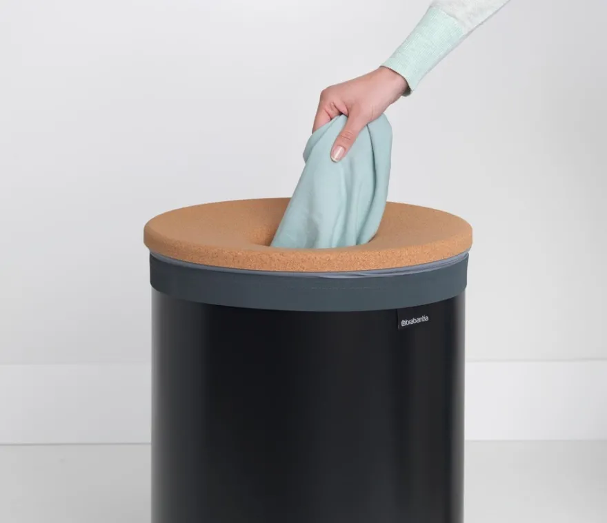 Brabantia pyykkikori korkkikansi 60L matt black