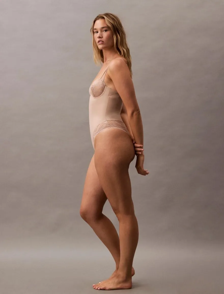 Calvin Klein Body sensual lace QF80027