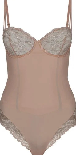 Calvin Klein Body sensual lace QF80027
