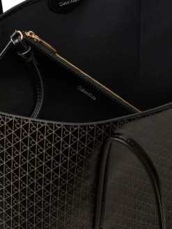 Calvin Klein Emblem aop tote olkakassi