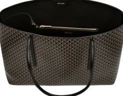 Calvin Klein Emblem aop tote olkakassi