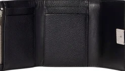 Calvin Klein Emblem hw pebble trifold lompakko