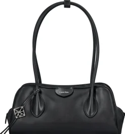 Calvin Klein Emblem trio olkalaukku