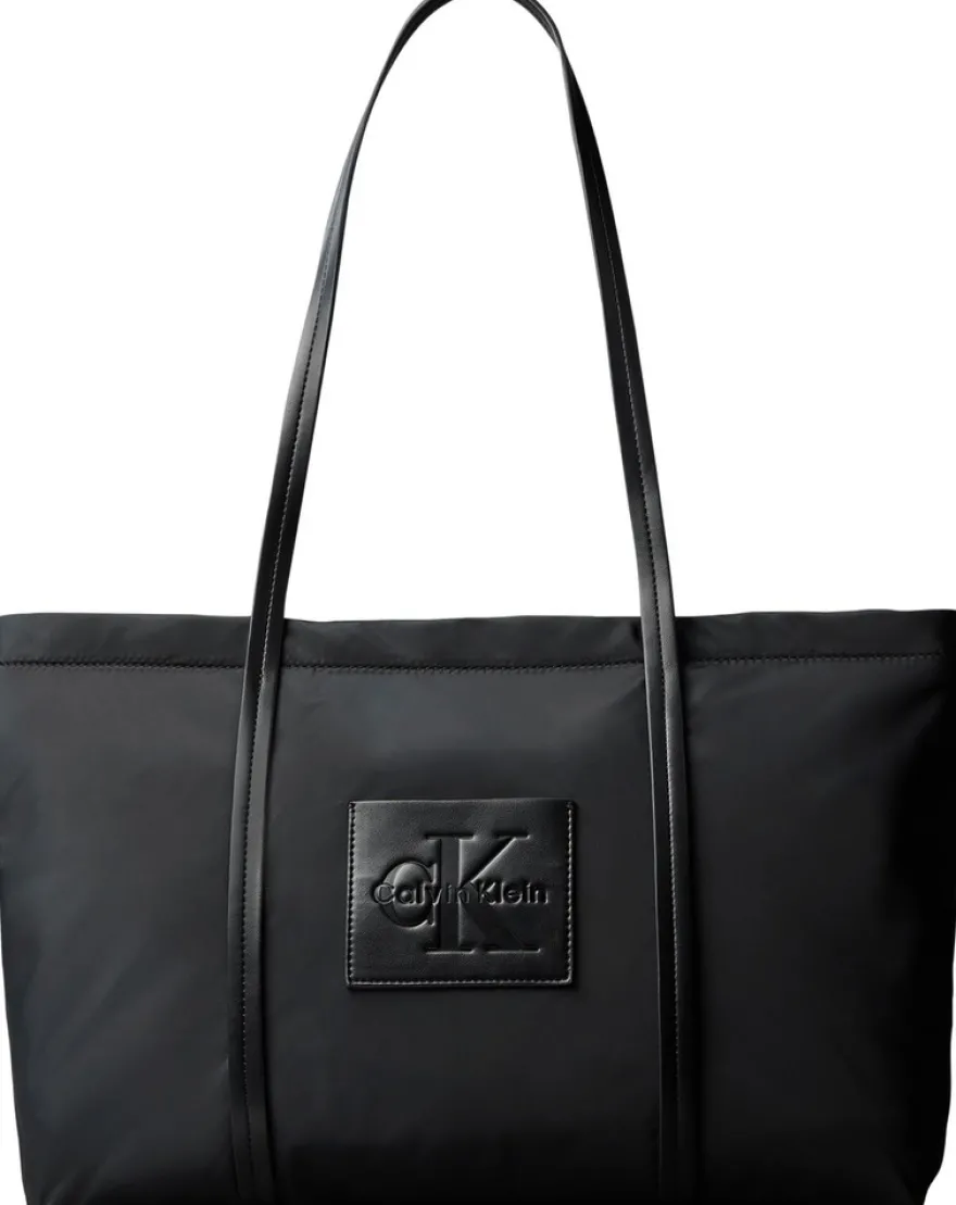 Calvin Klein Nylon med tote olkalaukku