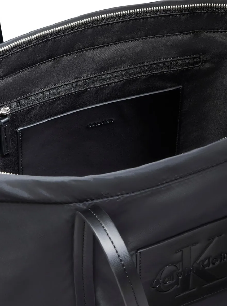 Calvin Klein Nylon med tote olkalaukku