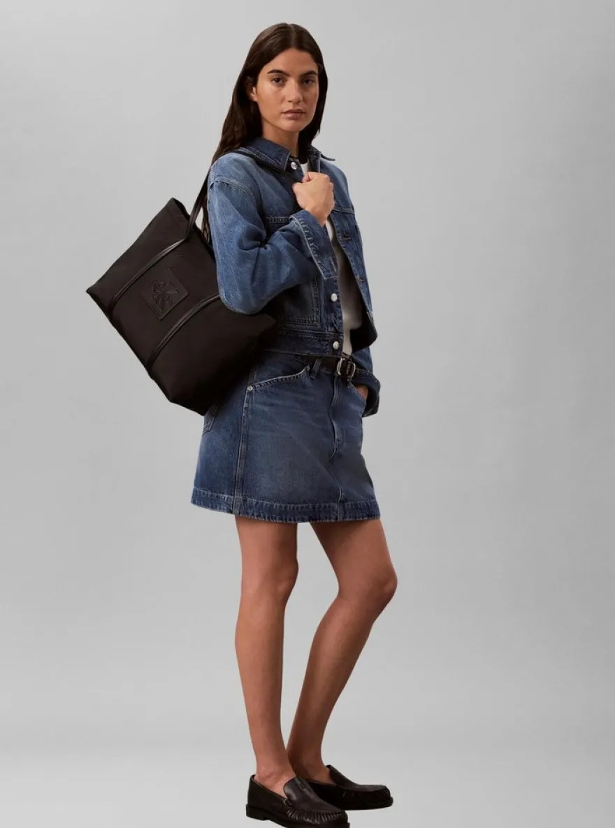 Calvin Klein Nylon med tote olkalaukku