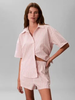 Calvin Klein yöshortsit