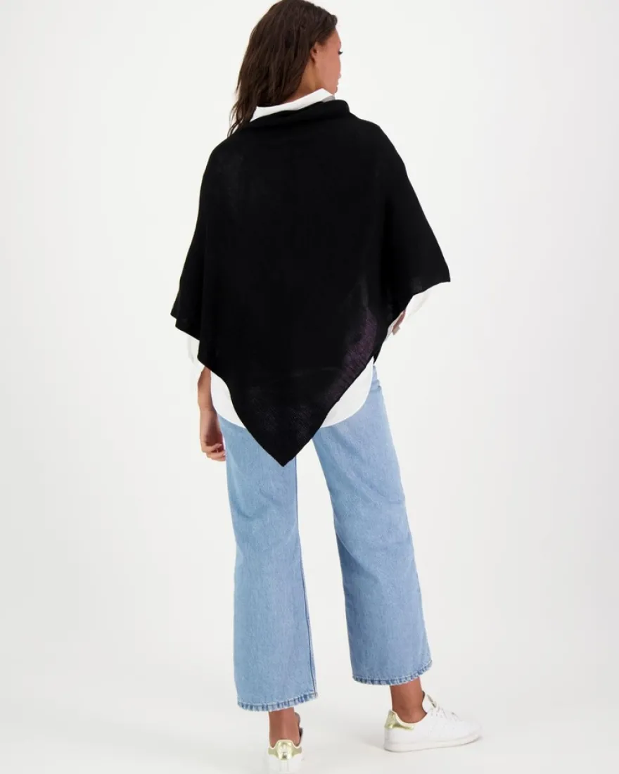 Claire poncho Paige