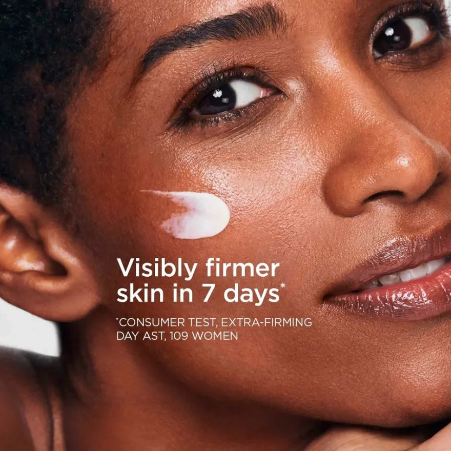 CLARINS Extra-Firming Day cream all skin types refill päivävoide täyttöpakkaus 50 ml