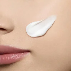 Clarins Hydra-Essentiel [HA²] Rich Cream päivävoide 50 ml