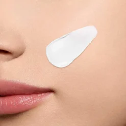 Clarins Hydra-Essentiel [HA²] SPF 15 Silky Cream päivävoide 50 ml