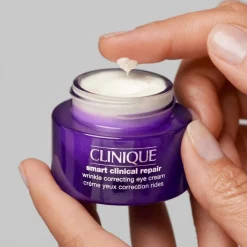 Clinique Smart Clinical Repair Wrinkle Correcting Eye Cream silmänympärysvoide 15 ml