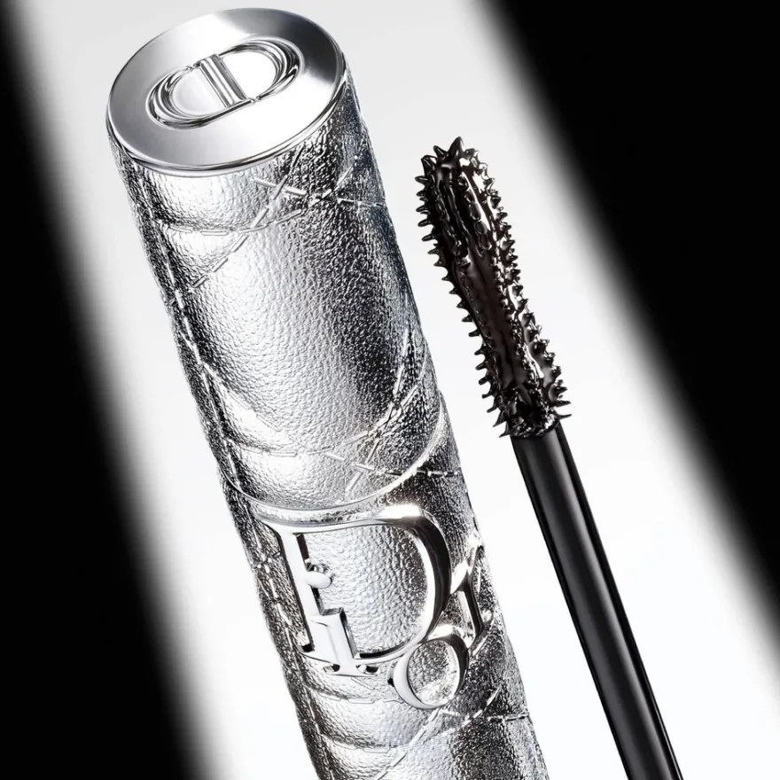 DIOR Diorshow Overvolume Waterproof Mascara ripsiväri