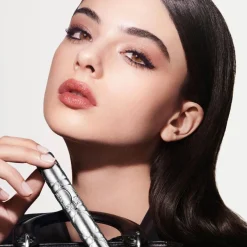 DIOR Diorshow Overvolume Waterproof Mascara ripsiväri