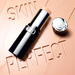 DIOR Forever Skin Perfect Multi-Use Foundation Stick meikkivoidepuikko 10 g