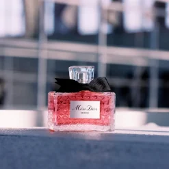 Dior Miss Dior Essence de parfum 50 ml tuoksu