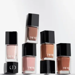 DIOR Vernis Nail Polish with Gel Effect and Couture Color kynsilakka 10 ml