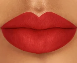 Dolce & Gabbana Everkiss Soft Matte Liquid Lipstick huulipuna 5 ml