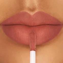 Dolce & Gabbana Everkiss Soft Matte Liquid Lipstick huulipuna 5 ml