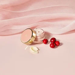 Dolce&Gabbana Nouri Lip Berry Scrub -huulten kuorinta 9 ml