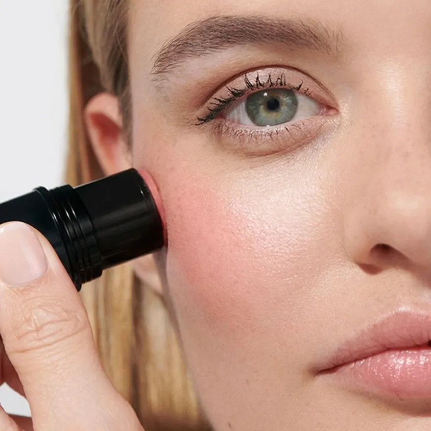 Dr. Hauschka Lip to Cheek Huuli- ja poskipuna 4,1 g