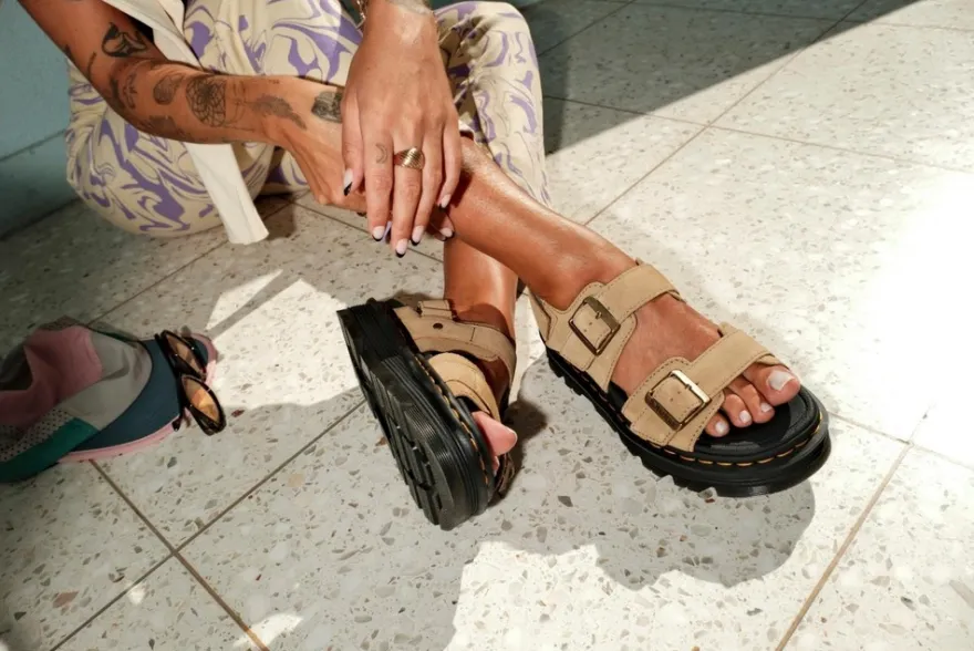 Dr. Martens Zebzag sandaalit