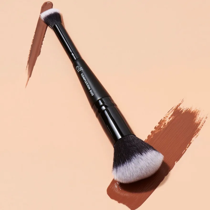 e.l.f. cosmetics Complexion Duo Brush meikkisivellin
