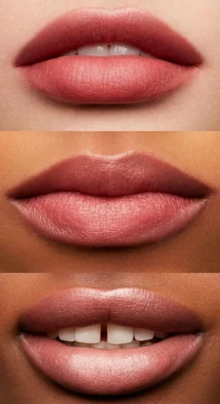 e.l.f. cosmetics Hydrating Core Lip Shine sävytetty huulivoide 2,8 g