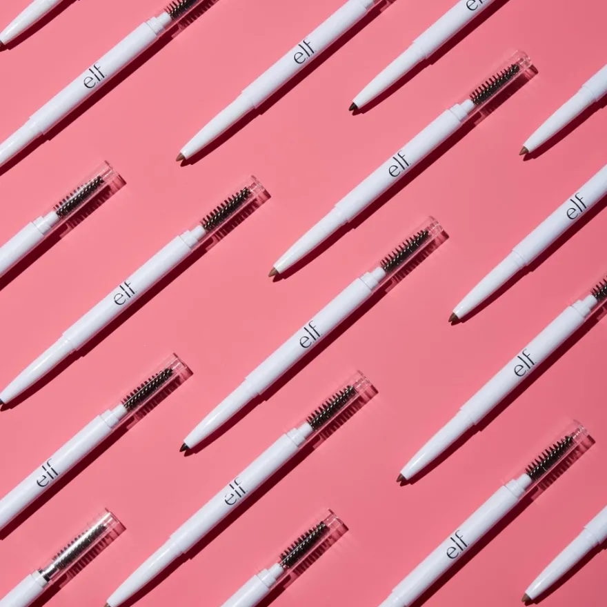 e.l.f. cosmetics Instant Lift Brow Pencil kulmakynä 0,2 g