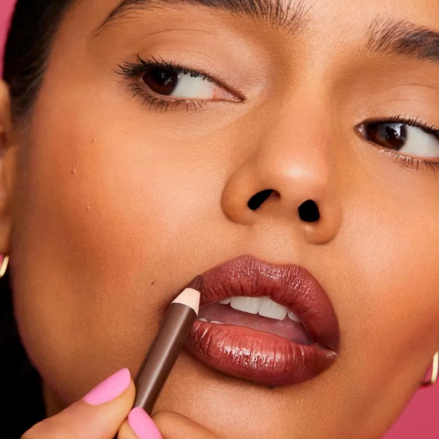 e.l.f. Cream Glide Lip Liner huultenrajauskynä 1 g