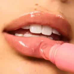 e.l.f. Glow Reviver Melting Lip Balm sävytetty huulivoide 15 g