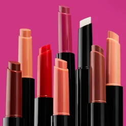 e.l.f Pout Clout Lip Plumping Pen sävytetty huulikiilto 2 g