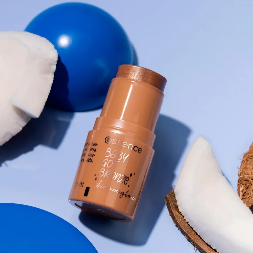 essence BABY GOT BRONZE shimmering bronzer 20 Holiday Glow 5.5 g