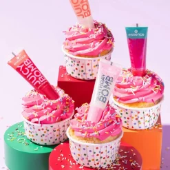 essence BIRTHDAY BOMB shiny lipgloss 01 Cake My Day! 10 ml