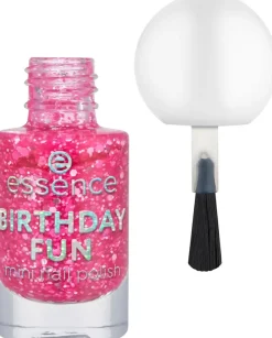essence BIRTHDAY FUN mini nail polish 05 5 ml