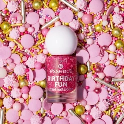 essence BIRTHDAY FUN mini nail polish 05 5 ml