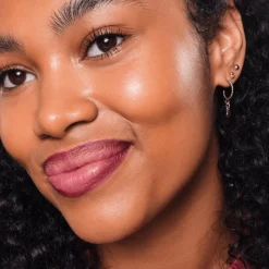 essence 8h matte comfort lipliner 04 Rosy Nude 0.3 g