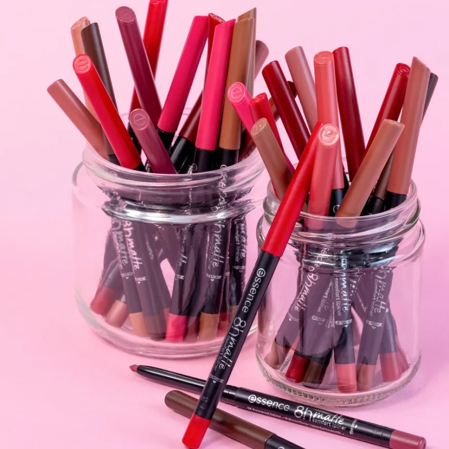 essence 8h matte comfort lipliner 04 Rosy Nude 0.3 g