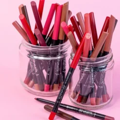 essence 8h matte comfort lipliner 04 Rosy Nude 0.3 g