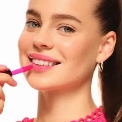 essence hydra kiss LIP OIL 06 Cranberry Is Back 4 ml