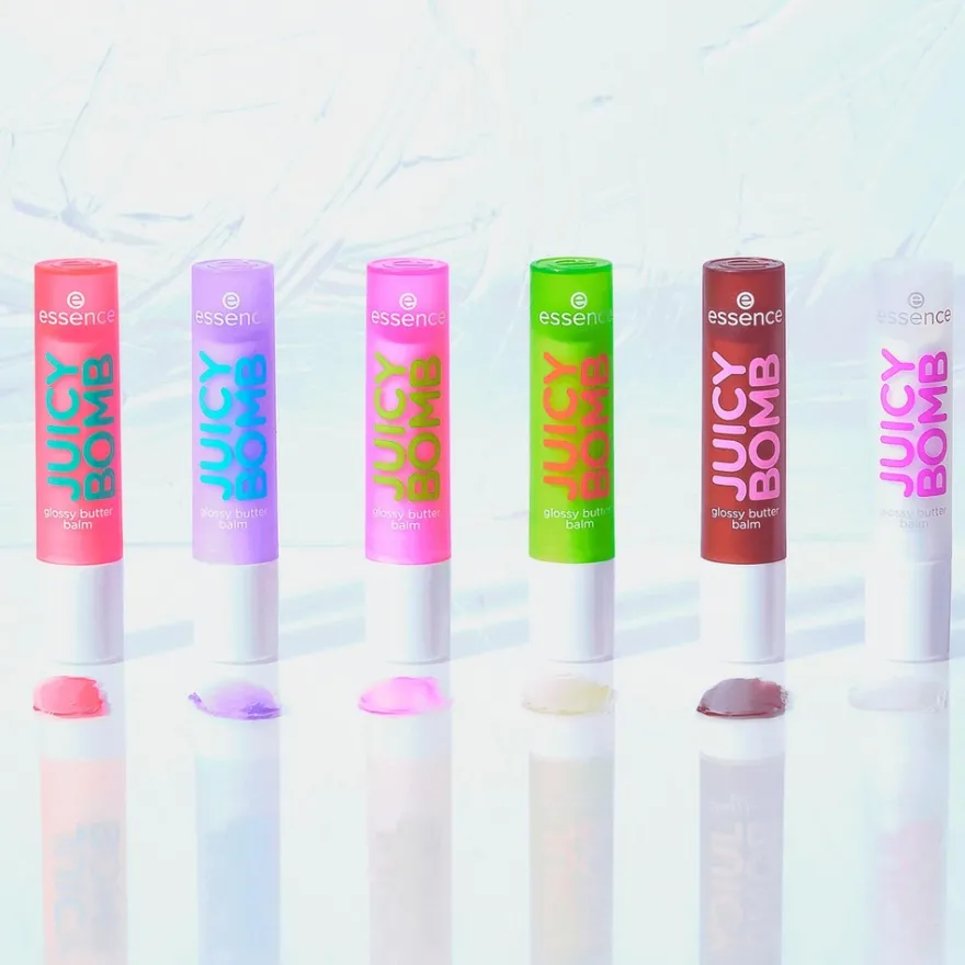 essence JUICY BOMB glossy butter balm 06 Wake Me Up Before You Coco 2.5 g