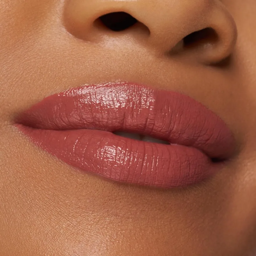 essence satin GLOW luminous shine lipstick 02 Blushin It 3.5 g