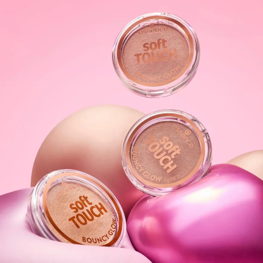 essence soft TOUCH BOUNCY GLOW 10 soft glaze 4 g