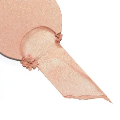essence soft TOUCH BOUNCY GLOW 10 soft glaze 4 g
