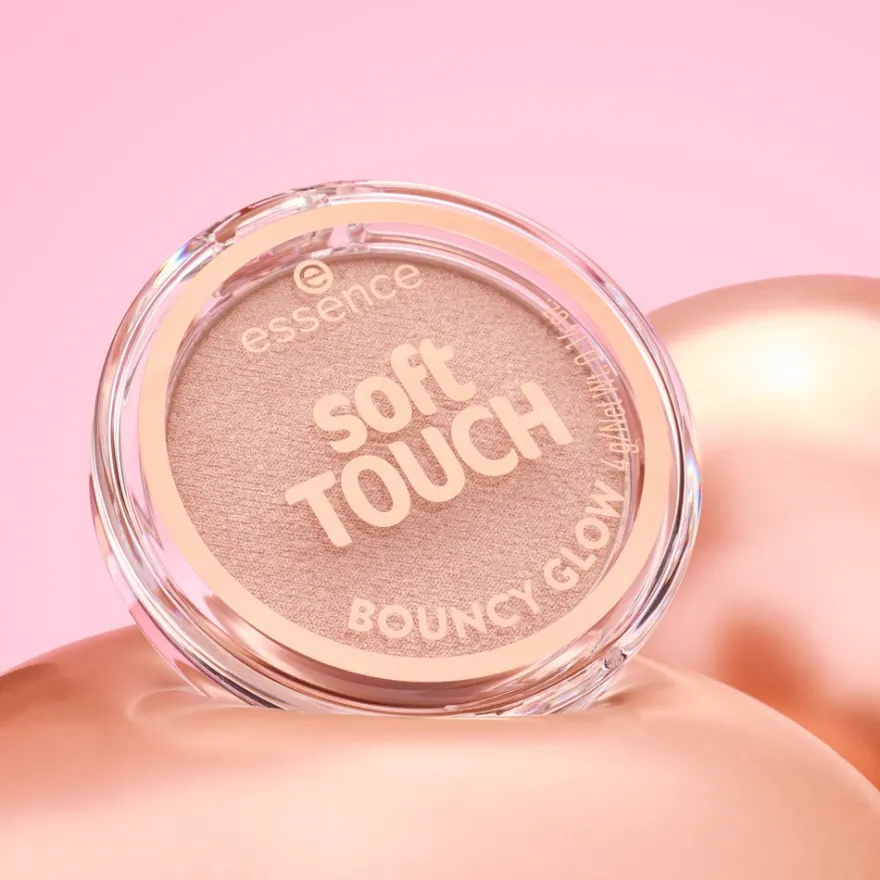 essence soft TOUCH BOUNCY GLOW 10 soft glaze 4 g